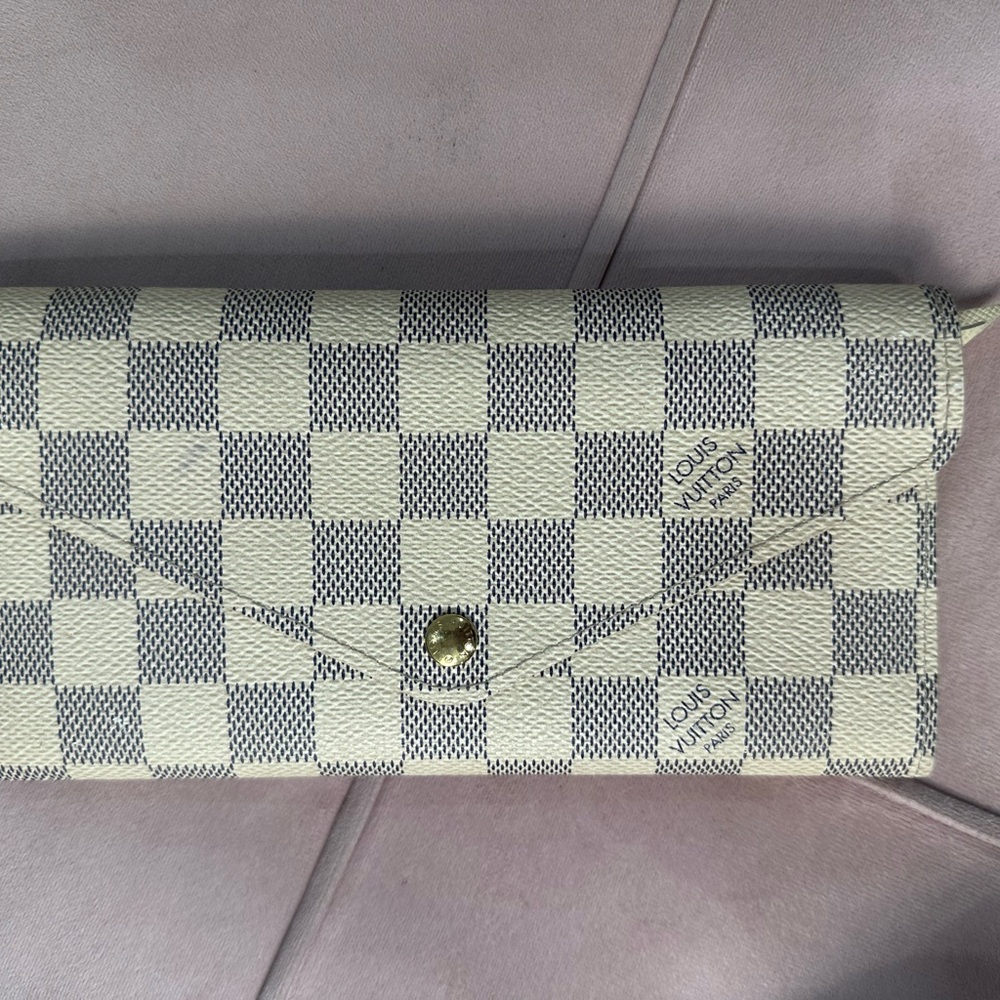 Louis Vuitton White and Gray Checkered Wallet